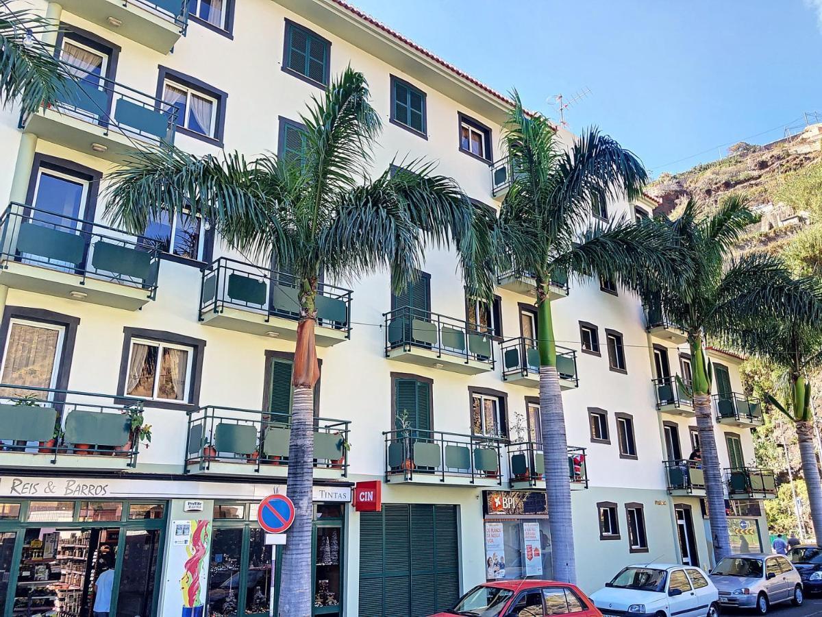 Sea N' Sun Apartment By Lovelystay Ribeira Brava Exterior foto